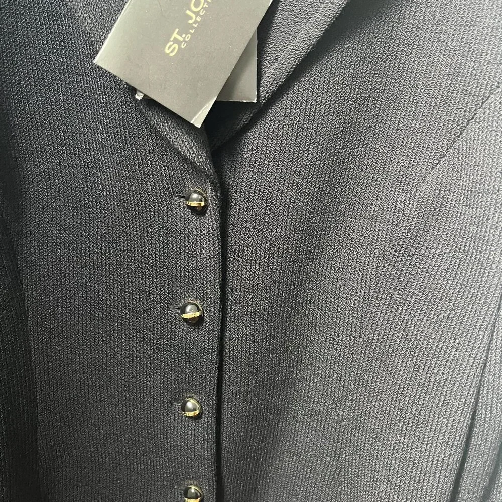 St. John Classic Black Blazer - Picture 2 of 4